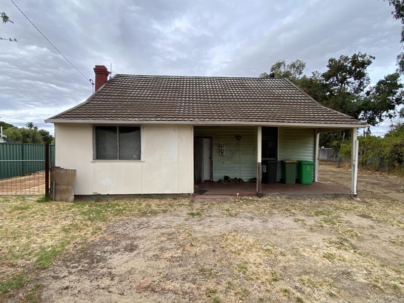 42 Emerald Street, Donnybrook