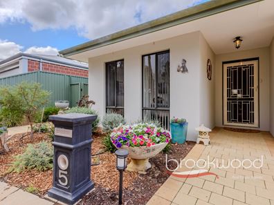 Unit 5/1425 Jacoby Street, Mundaring WA 6073