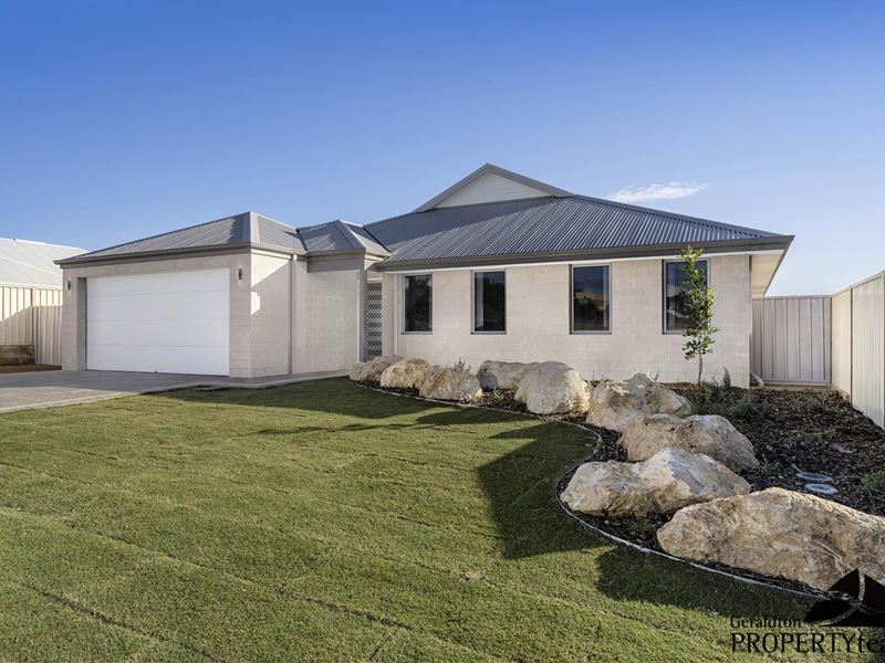 4 Herbert Street, Wandina WA 6530