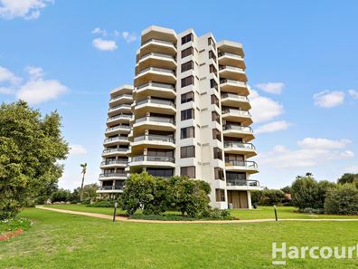 14/6A Valley Road, Halls Head WA 6210