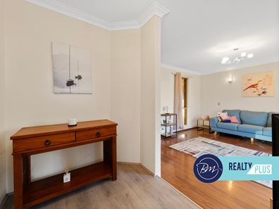 24 Arlington Loop, Coogee WA 6166