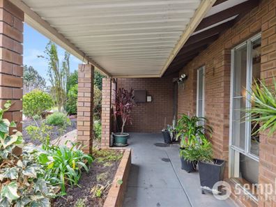 13 Jefferies Way, Leeming WA 6149