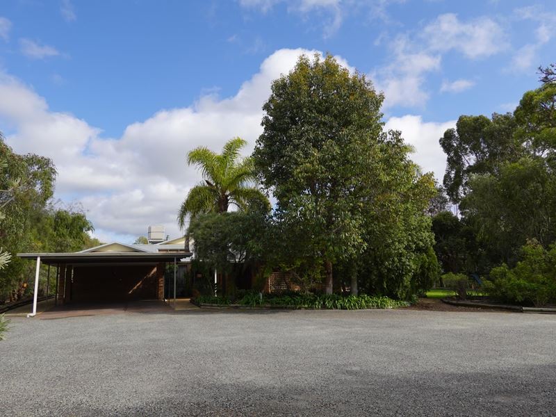 23 Wilga Court, Banjup WA 6164