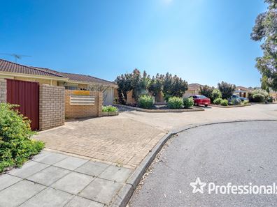 1/15 Murray Court, Armadale WA 6112