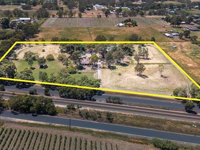 182 Railway  Parade, Herne Hill WA 6056