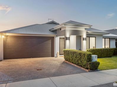 27 Quadrant Parkway, Byford WA 6122