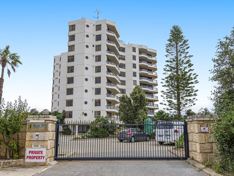 27/6A Valley Road, Halls Head WA 6210