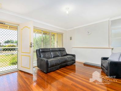 2 Sulphur Street, Withers WA 6230