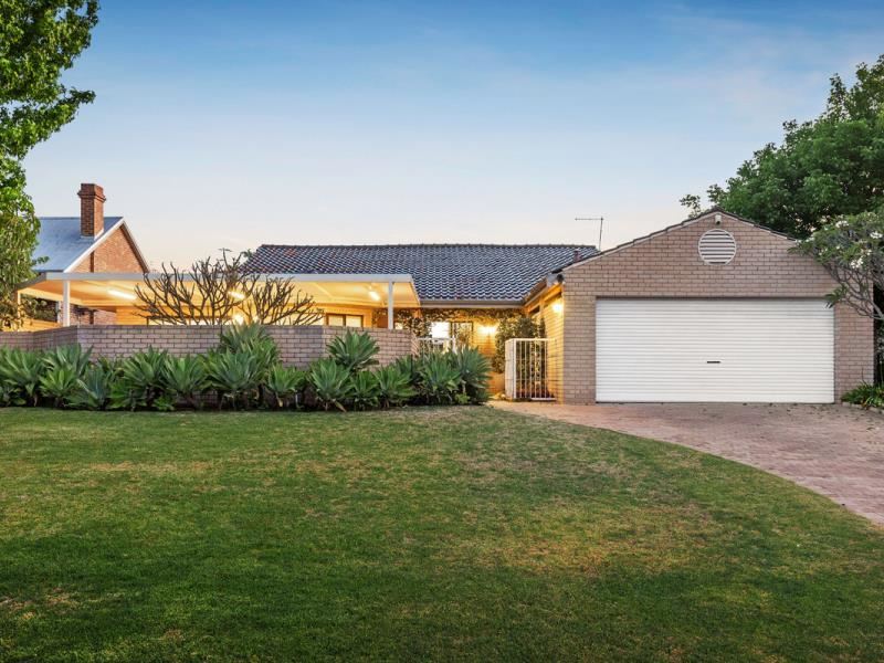 6 Watkins Road, Dalkeith