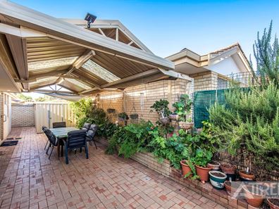 1/11 Murray Court, Armadale WA 6112