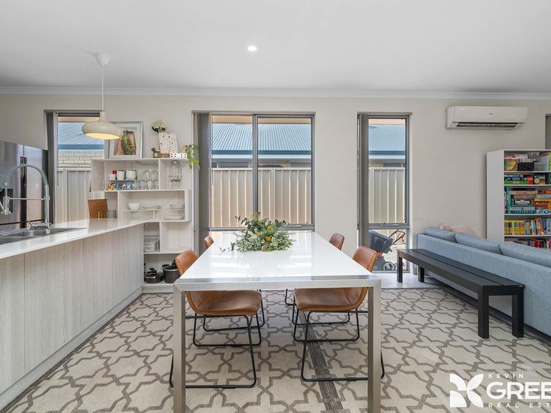 2 Merion Road, Meadow Springs
