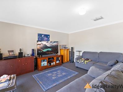 3 Boronia Court, Thornlie WA 6108