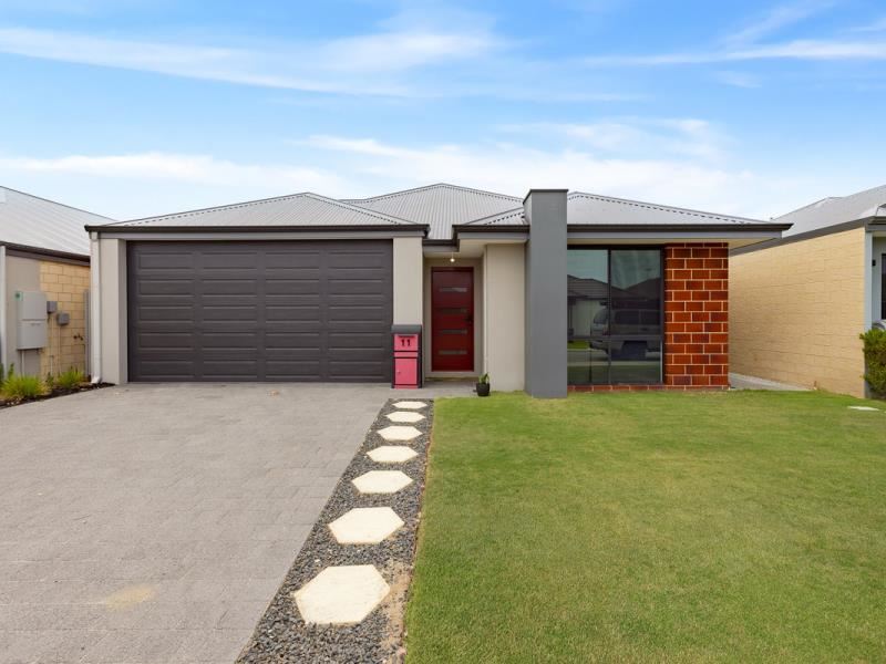 11 Bromfield Avenue, Brabham WA 6055