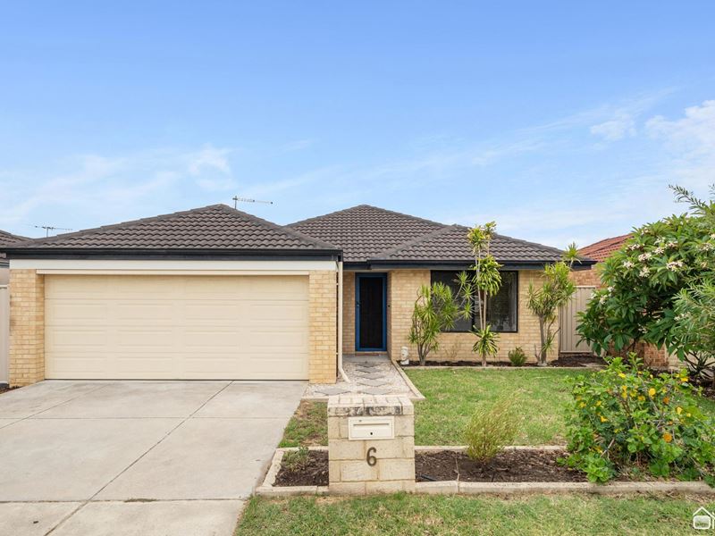 6 Vallota Pass, Seville Grove WA 6112