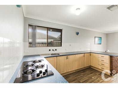 20 Preston Road, Parmelia WA 6167