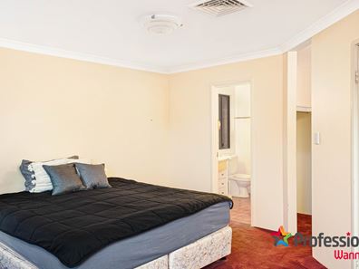 10 Bibbulmun Entrance, Sinagra WA 6065