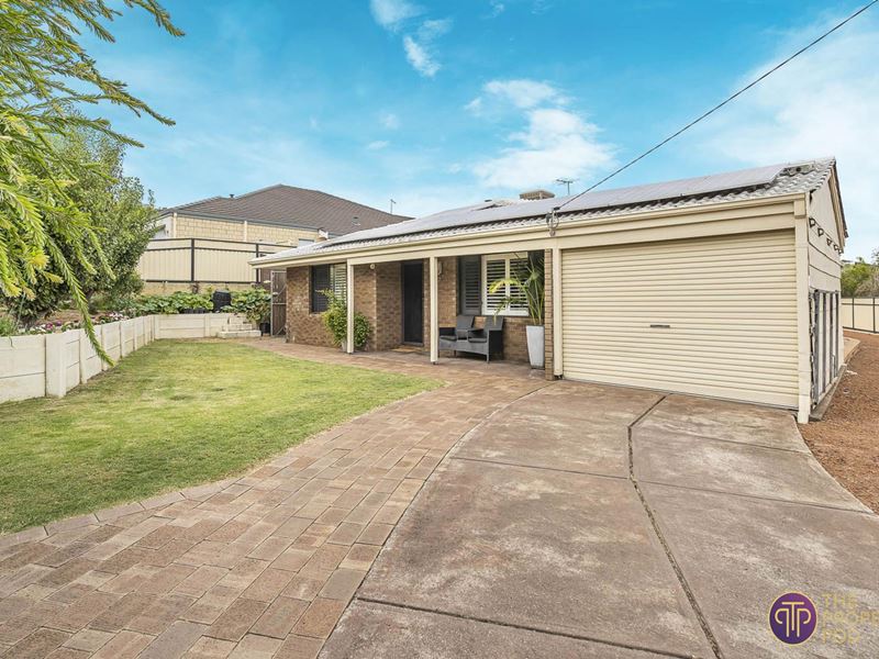 7 Ashley Drive, Kelmscott WA 6111
