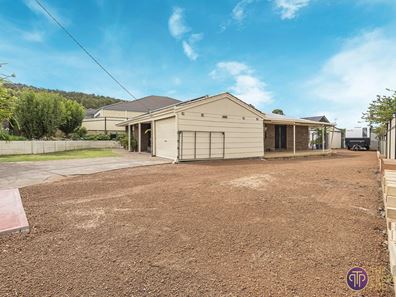 7 Ashley Drive, Kelmscott WA 6111