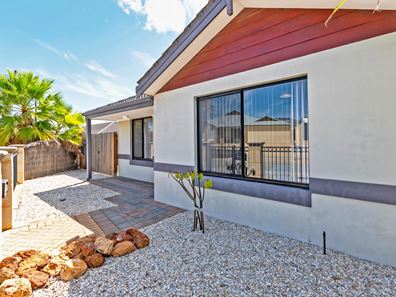 42 Costelloe Gardens, Butler WA 6036