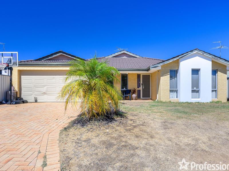 8 Alondro Way, Meadow Springs