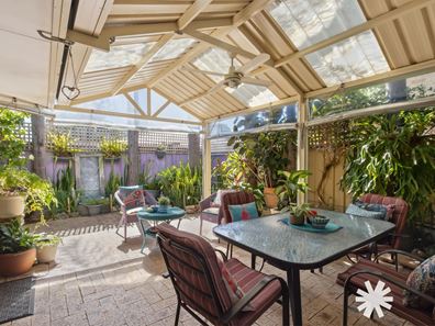 4/44 Gwenyfred Road, Kensington WA 6151