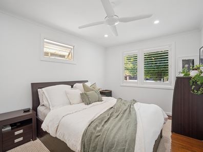 22 Crayden Road, Kalamunda WA 6076