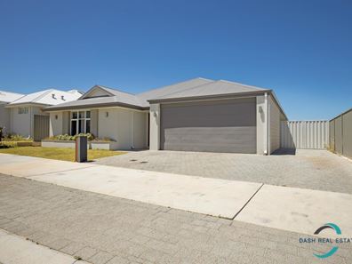 4 Cornell Street, Eglinton WA 6034
