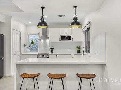 5B Coverley Street, Alfred Cove WA 6154