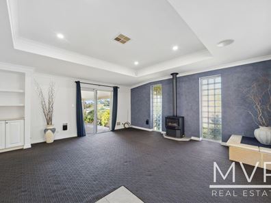 18 Benedick Road, Coolbellup WA 6163