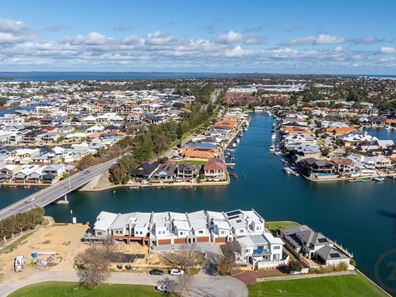 Lot 4/1 Apollo Place, Halls Head WA 6210
