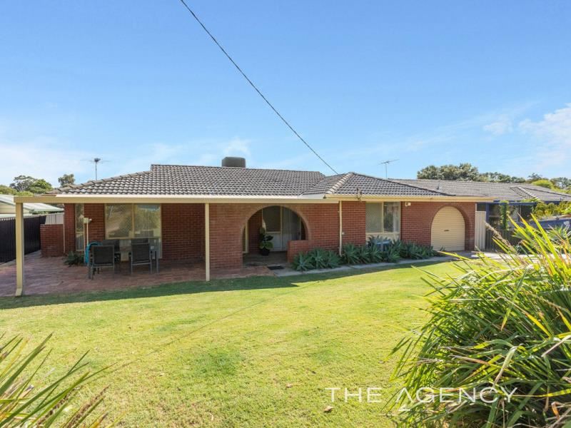7 Elder Place, Padbury WA 6025