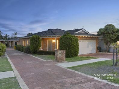 2/2 Welburn Street, Nollamara WA 6061