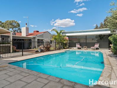 27 Blythwood Street, Dudley Park WA 6210