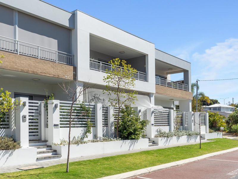 2/35 Macedon Place, Craigie