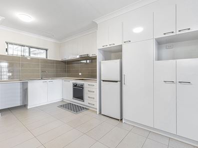 Unit 61/16 Grey St, Cannington WA 6107