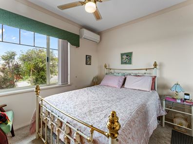 2C George Street, Alfred Cove WA 6154