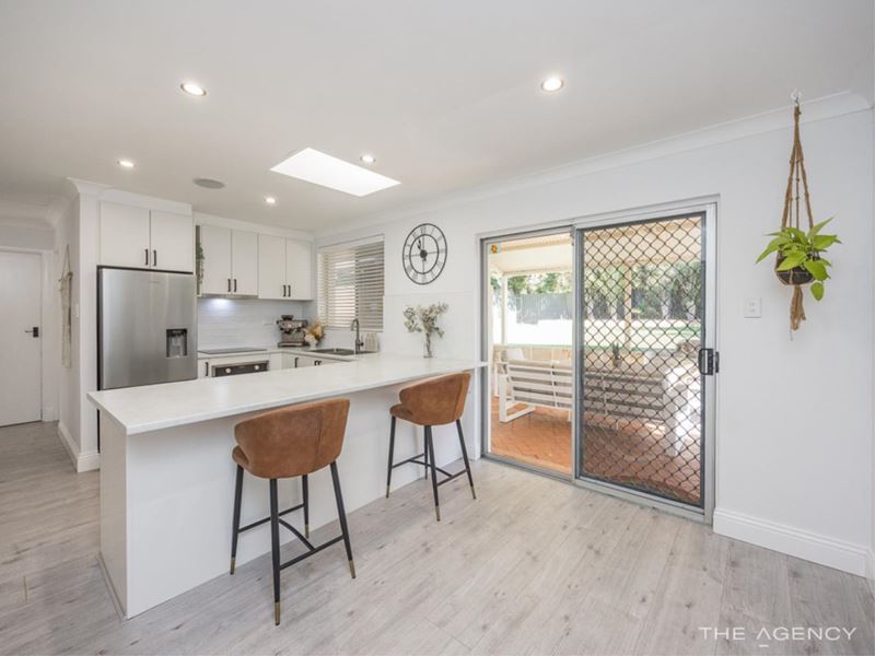 5 Steamer Court, Heathridge
