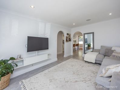 5 Steamer Court, Heathridge WA 6027