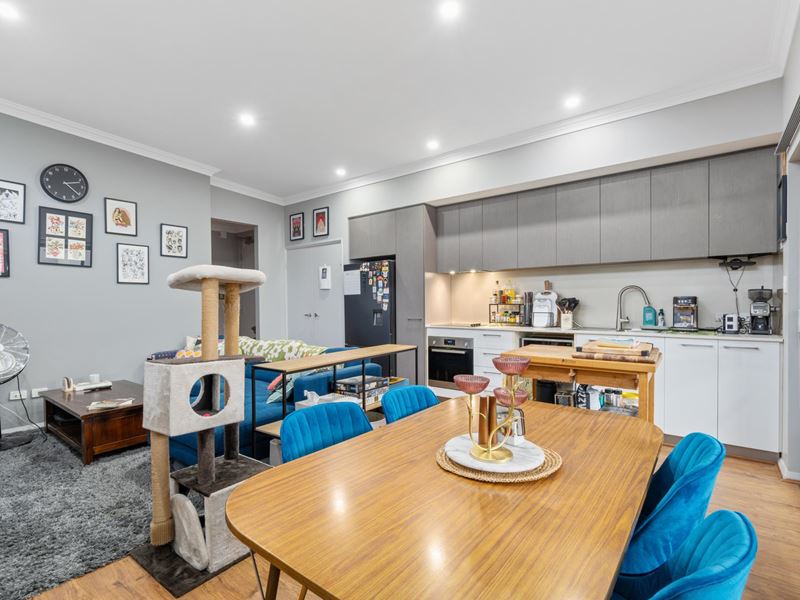 7/4 Endeavour Road, Morley