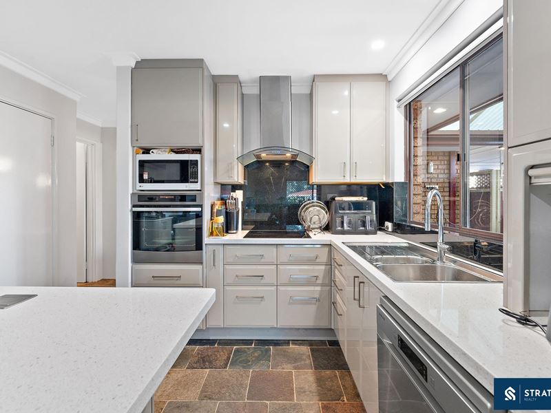 7 Pagden Place, Parkwood WA 6147