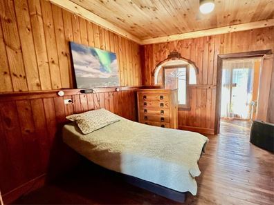 261 Third Street, Wonthella WA 6530