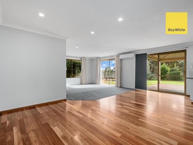 11 Purse Terrace, Boyup Brook WA 6244