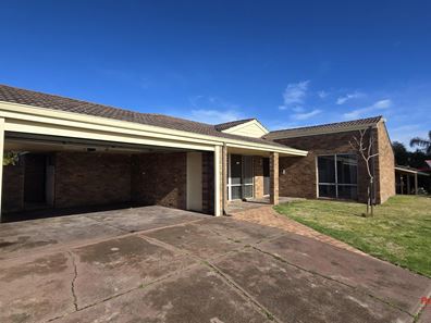 32 Glenorchy Crescent, Hamersley WA 6022