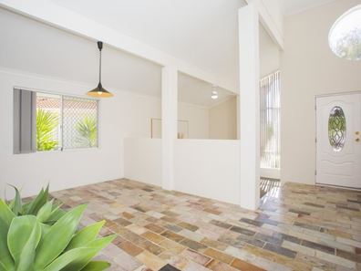 10 Alba Rise., Ocean Reef WA 6027