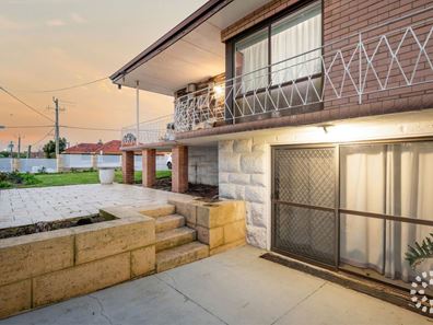 223 South Street, Beaconsfield WA 6162