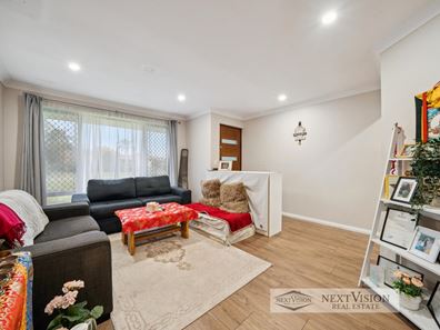 13 Moondarra Circle, South Lake WA 6164