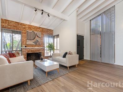 7 Goollelal Drive, Kingsley WA 6026