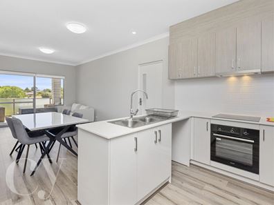 9/4 Fox Street, Spearwood WA 6163
