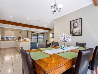 9 Iandra Loop, Carramar WA 6031