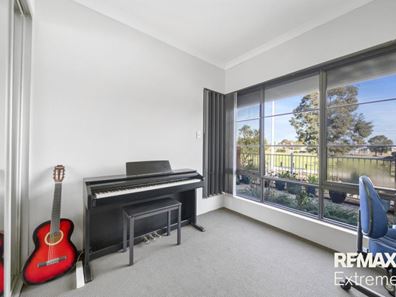 74 Bauer Circle, Banksia Grove WA 6031